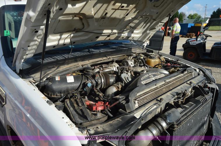 image for item I2997 2008 Ford F350 Super Duty XL service truck