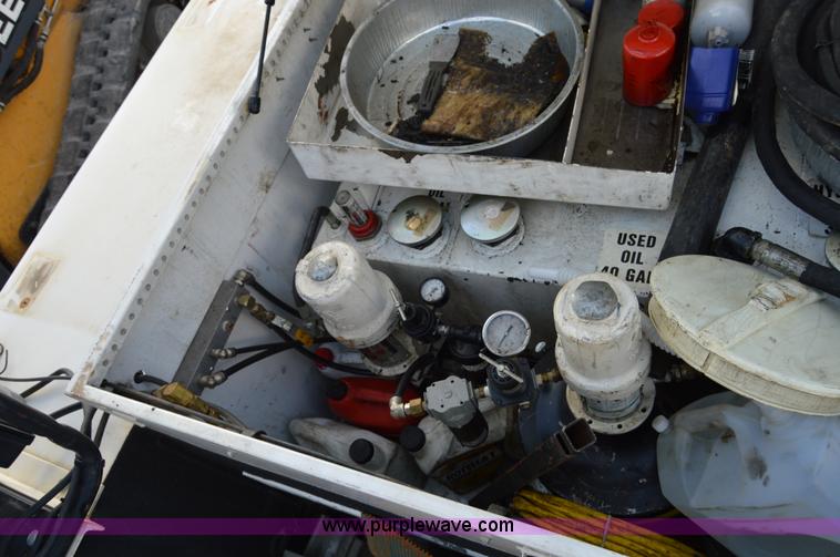 image for item I2997 2008 Ford F350 Super Duty XL service truck