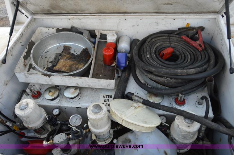 image for item I2997 2008 Ford F350 Super Duty XL service truck