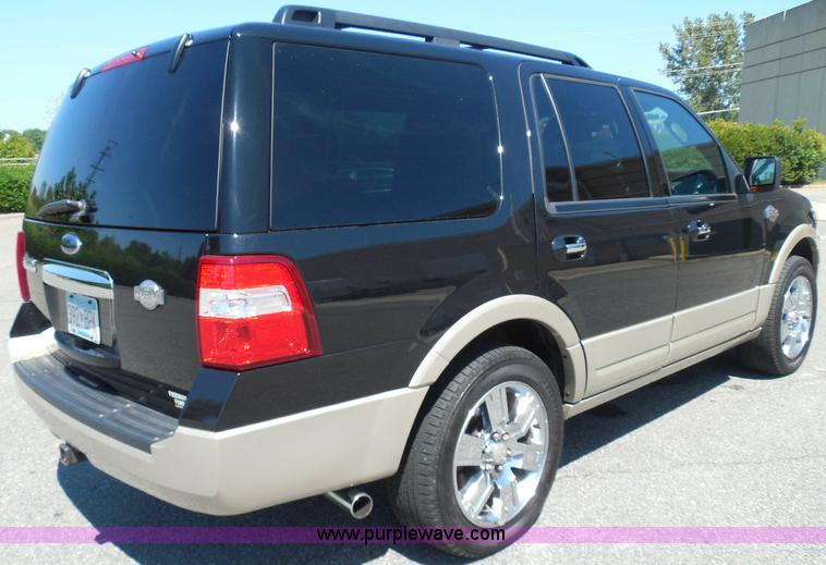 image for item I3382 2010 Ford Expedition King Ranch SUV