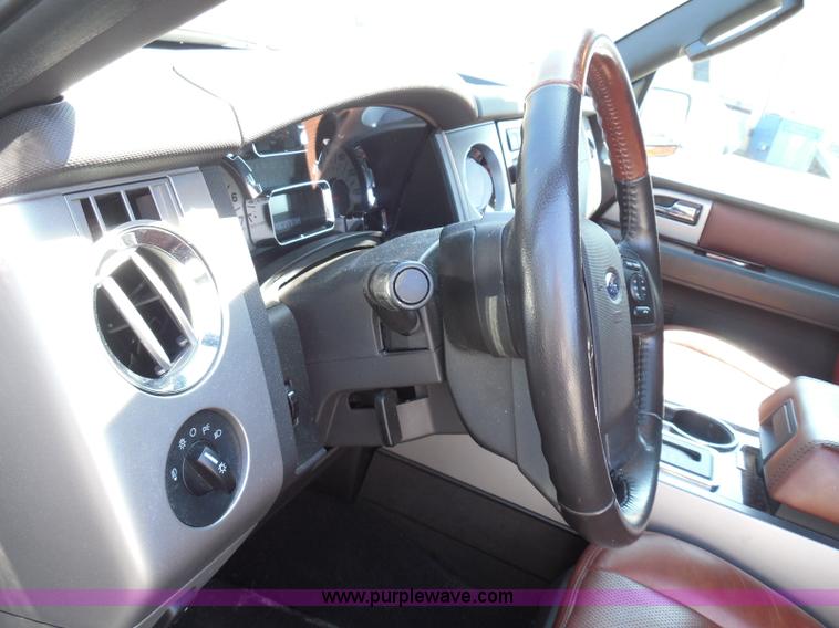 image for item I3382 2010 Ford Expedition King Ranch SUV