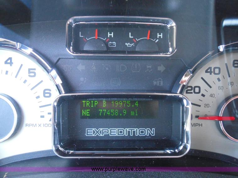 image for item I3382 2010 Ford Expedition King Ranch SUV