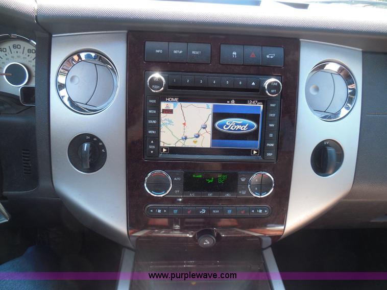 image for item I3382 2010 Ford Expedition King Ranch SUV