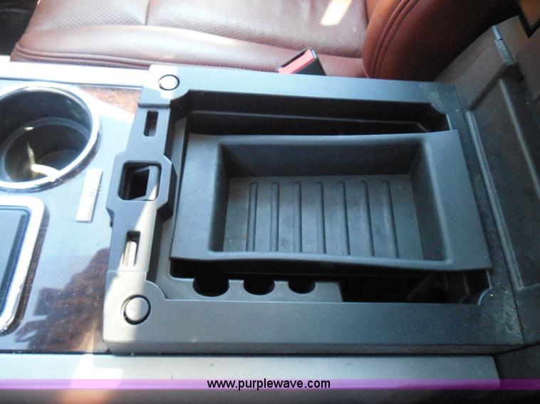 image for item I3382 2010 Ford Expedition King Ranch SUV