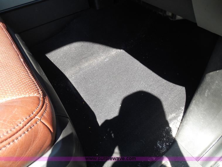 image for item I3382 2010 Ford Expedition King Ranch SUV