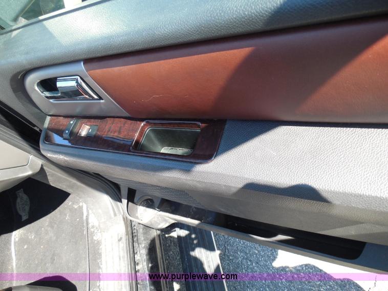 image for item I3382 2010 Ford Expedition King Ranch SUV