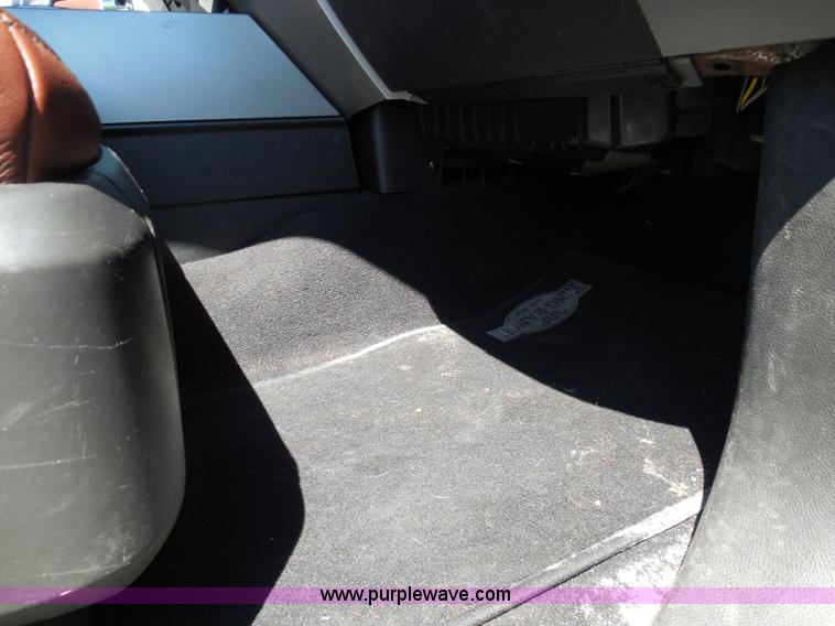 image for item I3382 2010 Ford Expedition King Ranch SUV