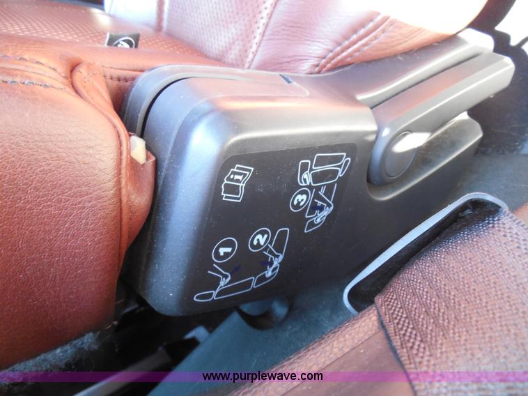 image for item I3382 2010 Ford Expedition King Ranch SUV