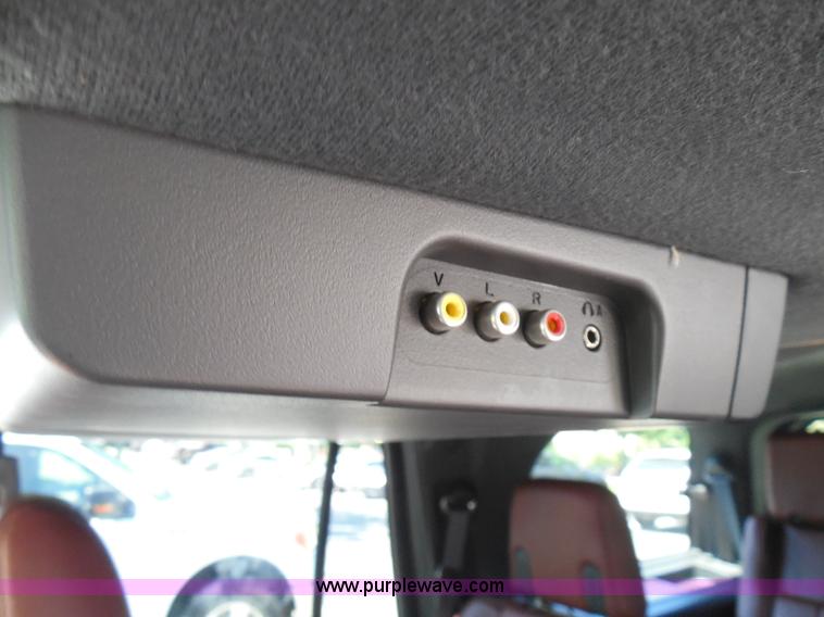 image for item I3382 2010 Ford Expedition King Ranch SUV