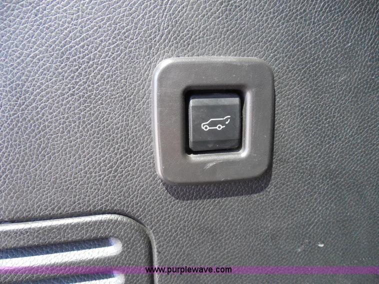 image for item I3382 2010 Ford Expedition King Ranch SUV