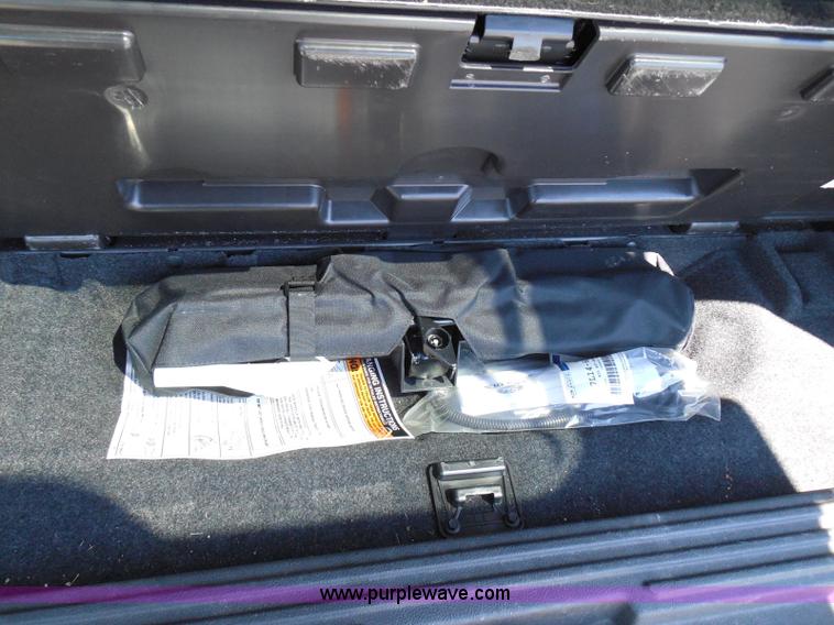 image for item I3382 2010 Ford Expedition King Ranch SUV