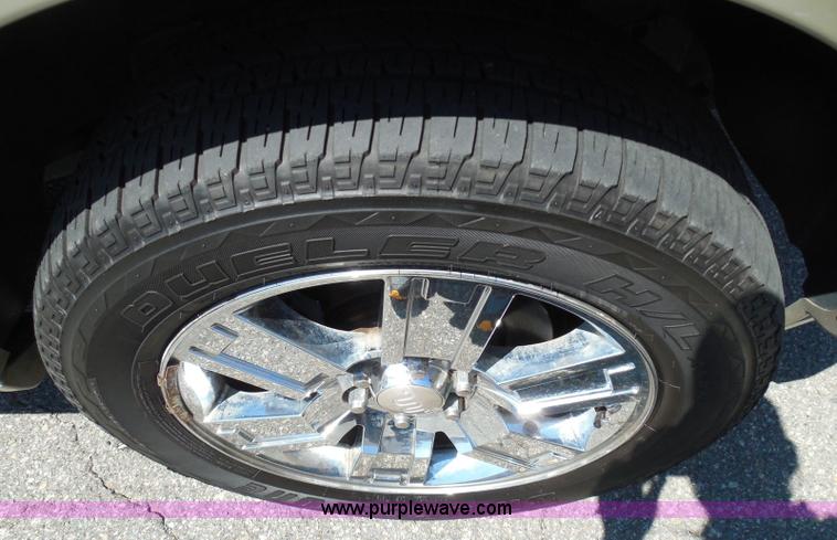 image for item I3382 2010 Ford Expedition King Ranch SUV