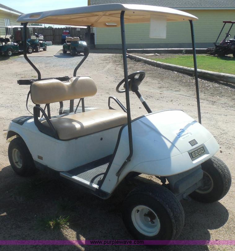 image for item I3414 2004 Ez-go electric golf cart