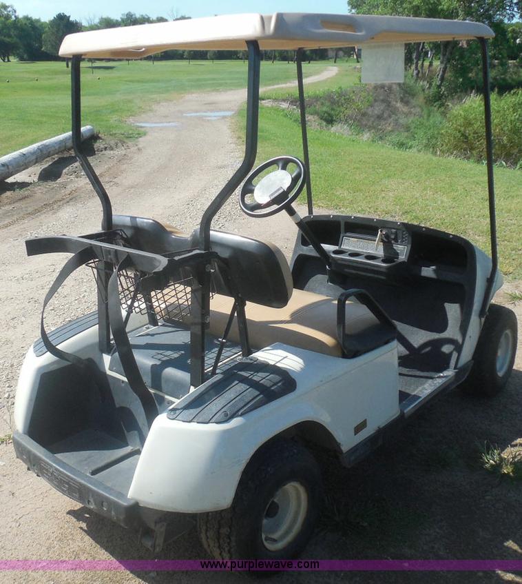 image for item I3414 2004 Ez-go electric golf cart
