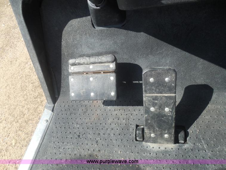 image for item I3414 2004 Ez-go electric golf cart