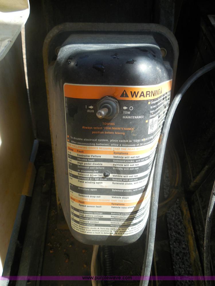 image for item I3414 2004 Ez-go electric golf cart