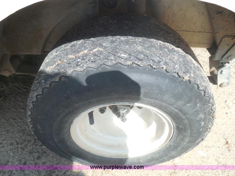 image for item I3414 2004 Ez-go electric golf cart