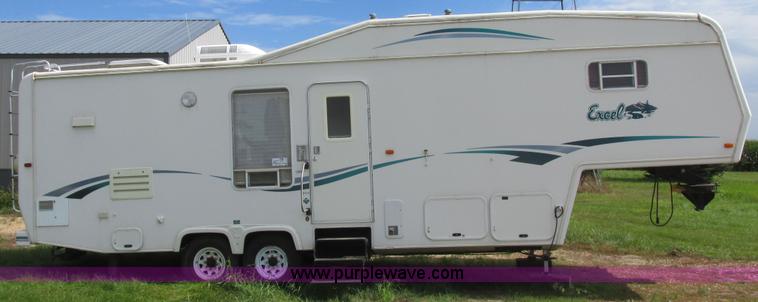 image for item I6163 1998 Peterson Excel fifth wheel camper