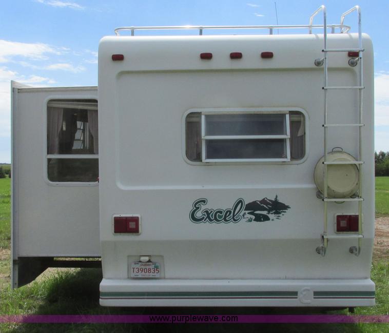 image for item I6163 1998 Peterson Excel fifth wheel camper