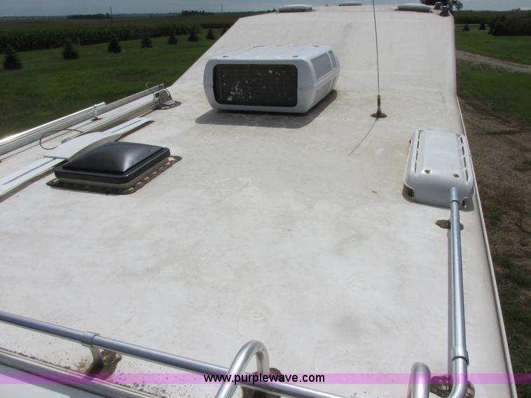 image for item I6163 1998 Peterson Excel fifth wheel camper