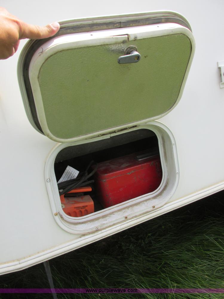 image for item I6163 1998 Peterson Excel fifth wheel camper