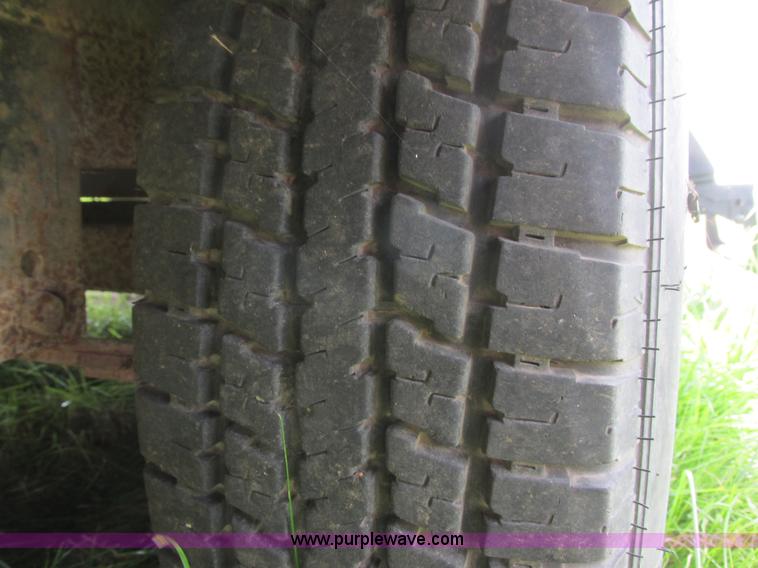 image for item I6163 1998 Peterson Excel fifth wheel camper