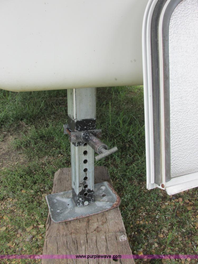 image for item I6163 1998 Peterson Excel fifth wheel camper