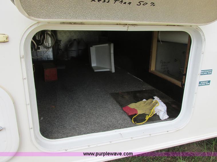image for item I6163 1998 Peterson Excel fifth wheel camper