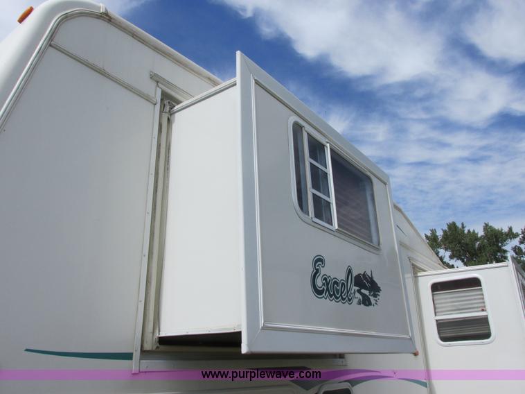 image for item I6163 1998 Peterson Excel fifth wheel camper