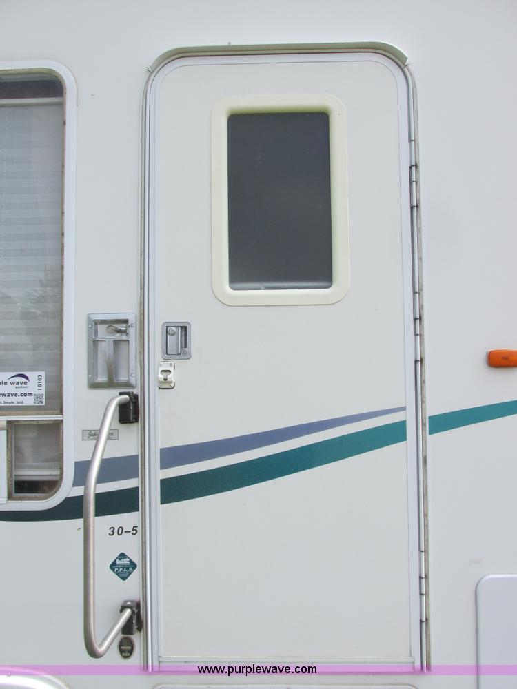 image for item I6163 1998 Peterson Excel fifth wheel camper