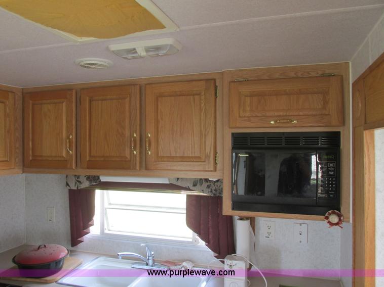 image for item I6163 1998 Peterson Excel fifth wheel camper