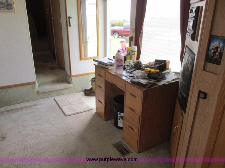 image for item I6163 1998 Peterson Excel fifth wheel camper