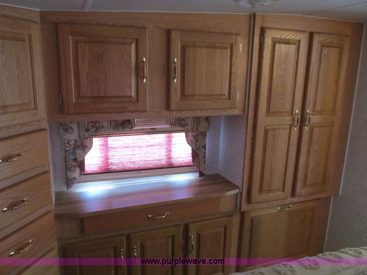 image for item I6163 1998 Peterson Excel fifth wheel camper