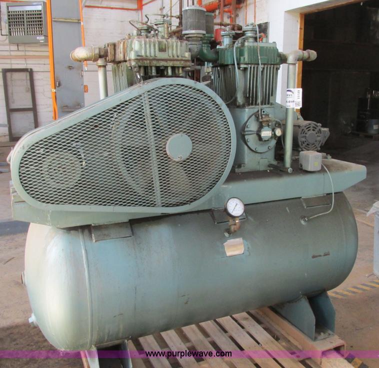 image for item I6189 Quincy 350-18 dual compressor air compressor