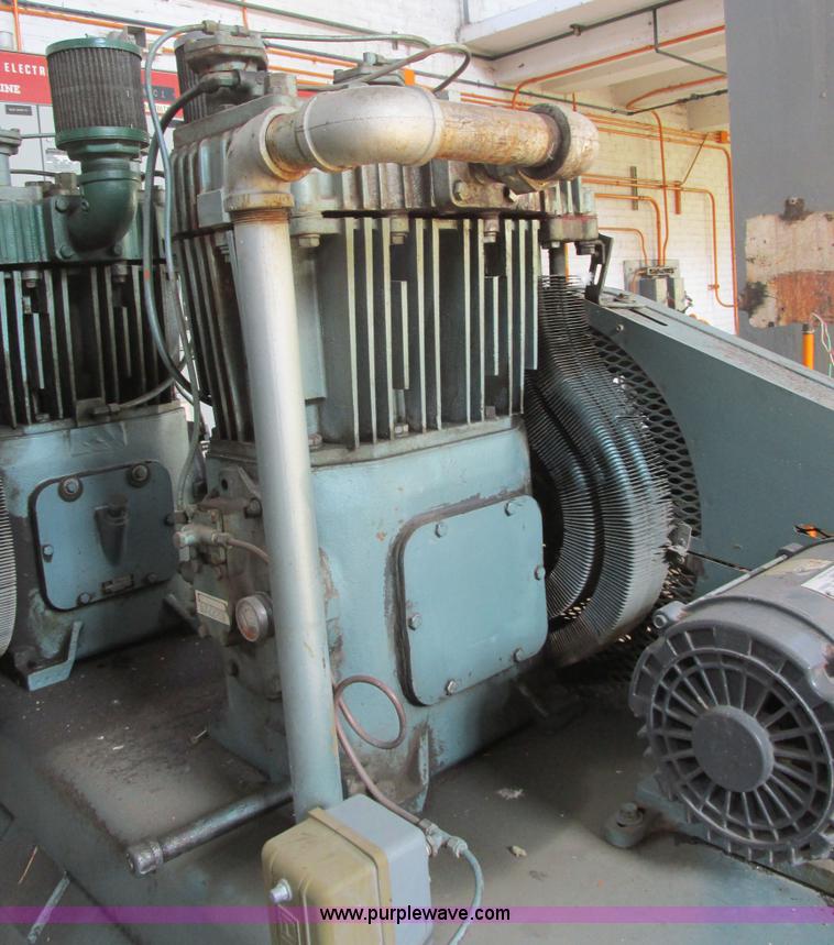 image for item I6189 Quincy 350-18 dual compressor air compressor