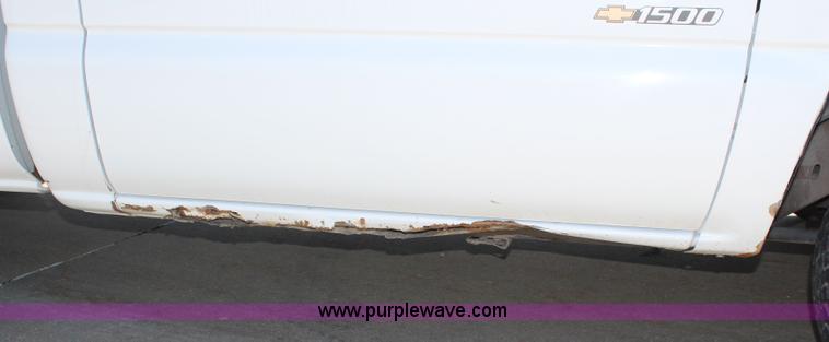 image for item J2018 1999 Chevrolet Silverado 1500 pickup truck