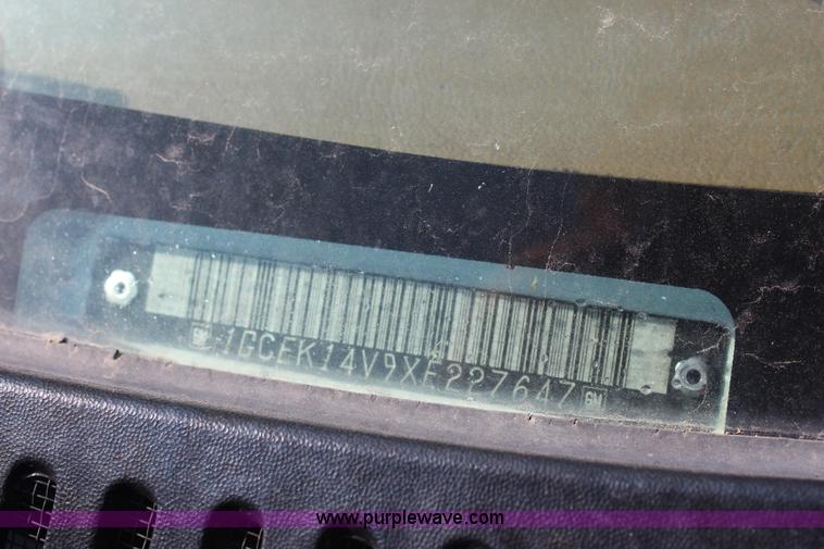 image for item J2018 1999 Chevrolet Silverado 1500 pickup truck