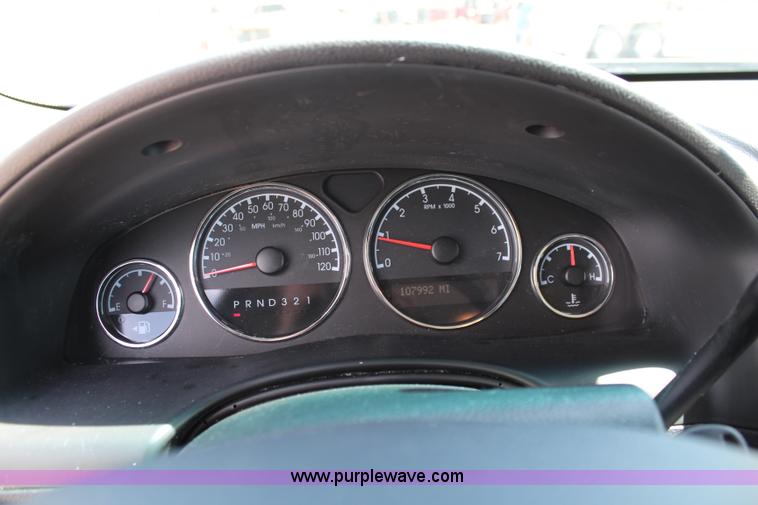 image for item J2020 2006 Chevrolet Uplander cargo van