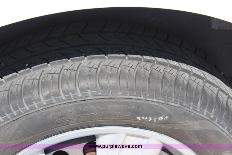 image for item J2020 2006 Chevrolet Uplander cargo van