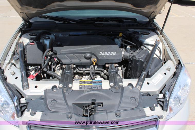 image for item J2126 2008 Chevrolet Impala LS