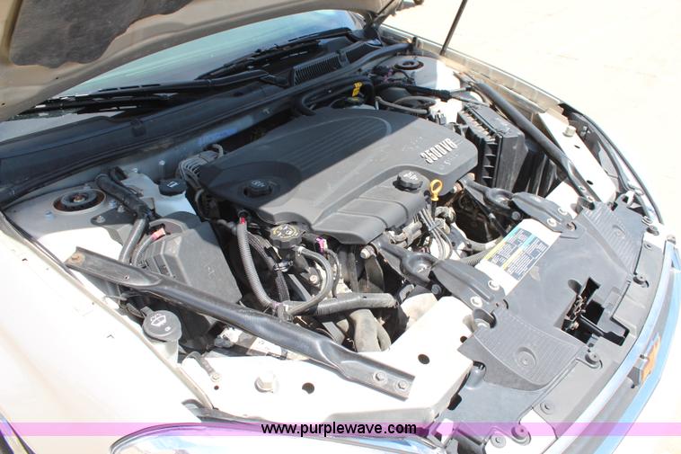 image for item J2126 2008 Chevrolet Impala LS