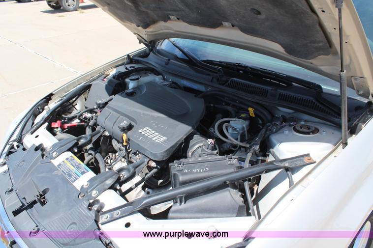 image for item J2126 2008 Chevrolet Impala LS