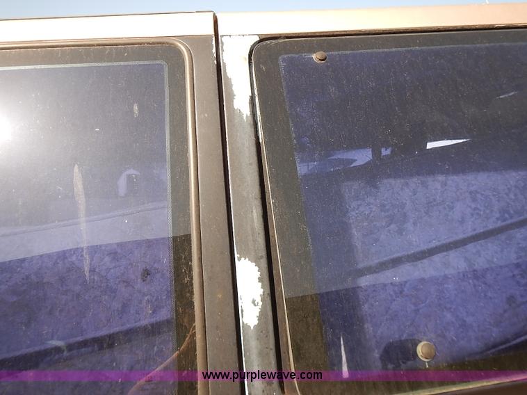 image for item J3127 1993 Chevrolet Astro van