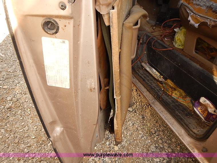 image for item J3127 1993 Chevrolet Astro van