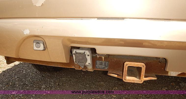 image for item J3139 2002 Lincoln Navigator SUV