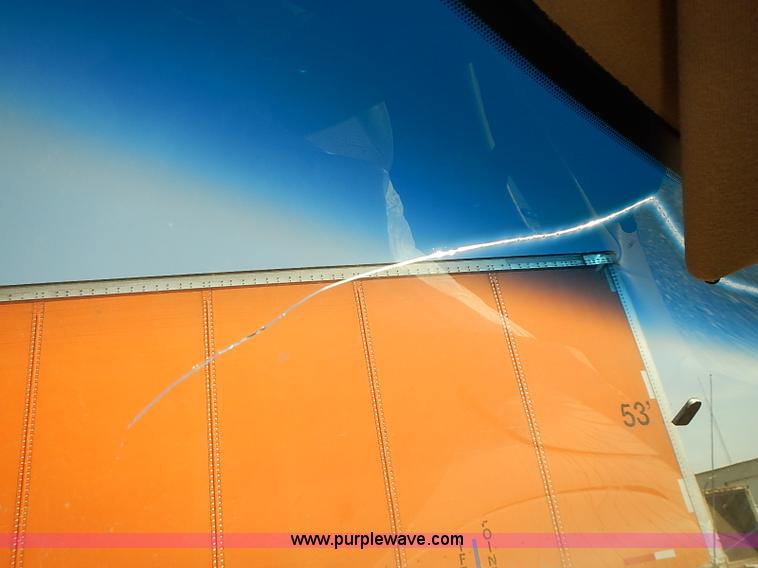 image for item J3140 1997 Ford Expedition XLT SUV