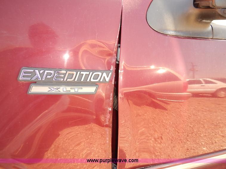 image for item J3140 1997 Ford Expedition XLT SUV