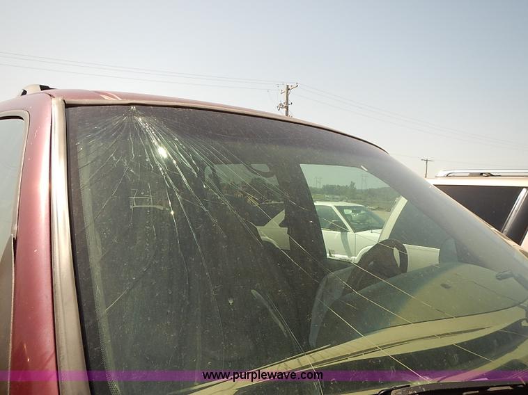 image for item J3140 1997 Ford Expedition XLT SUV