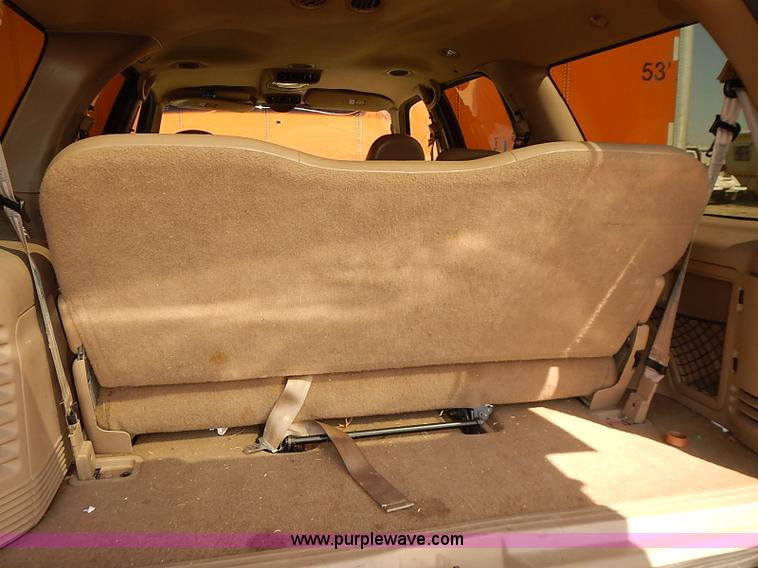 image for item J3140 1997 Ford Expedition XLT SUV