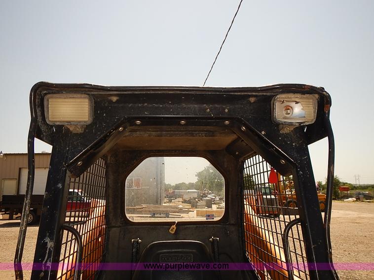 image for item J3142 2001 Mustang 2042 skid steer